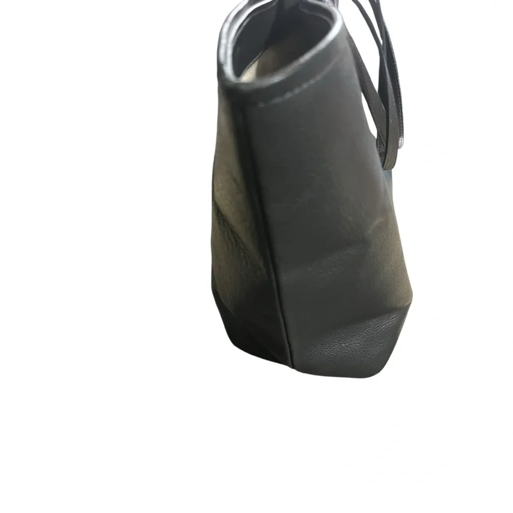 Lumilla Mingus Lucca Large Leather Tote